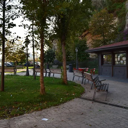 L'ancora Di Torrione Bed & Breakfast 2*
