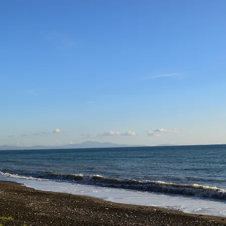 فندق مبيت وإفطار L'ancora Di Torrione 4*